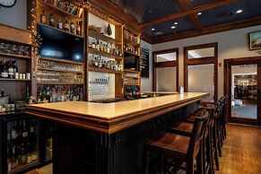 The Avenue Inn and Spa