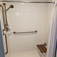 The Avenue Inn and Spa