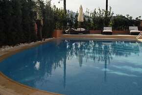 Korina Gallery Hotel