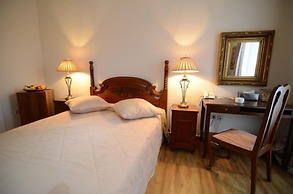 Korina Gallery Hotel