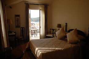 Korina Gallery Hotel