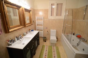 Korina Gallery Hotel