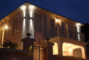 Korina Gallery Hotel