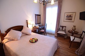 Korina Gallery Hotel