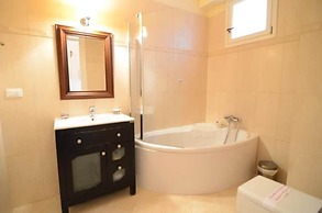 Korina Gallery Hotel