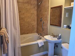 Seawind Landing Country Inn