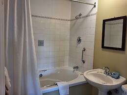 Seawind Landing Country Inn