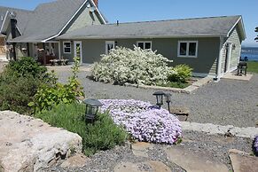 Seawind Landing Country Inn