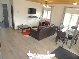 Chalets et Gîte au bord au bord du Lac Kénogami