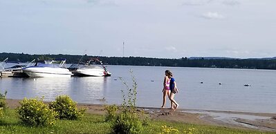 Chalets et Gîte au bord au bord du Lac Kénogami