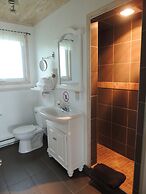 Chalets et Gîte au bord au bord du Lac Kénogami