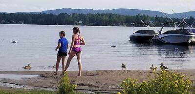 Chalets et Gîte au bord au bord du Lac Kénogami