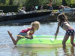 Chalets et Gîte au bord au bord du Lac Kénogami