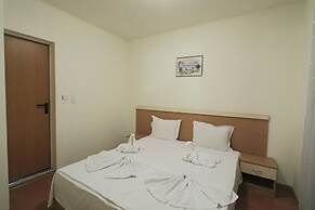 Rainbow 1 Holiday Complex