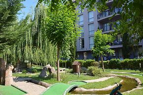 Rainbow 1 Holiday Complex