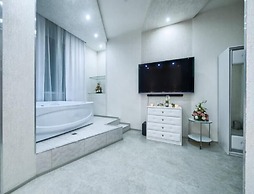 Alex Hotel On Prosveshcheniya