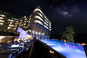 Hidden Cliff Hotel & Nature