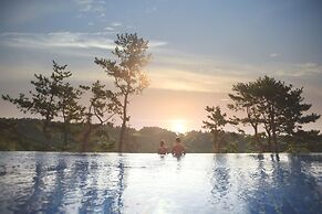 Hidden Cliff Hotel & Nature