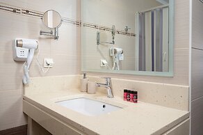 Minos Boutique Hotel