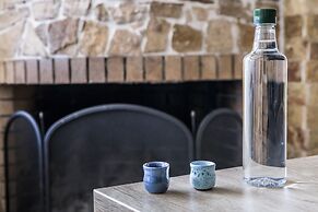 Minos Boutique Hotel