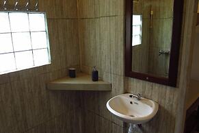 Indra Valley Inn Bukit Lawang