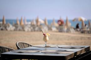 Elysee Beach Hotel