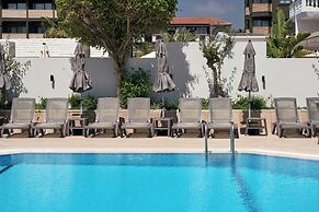 Elysee Beach Hotel