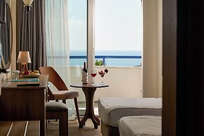 Elysee Beach Hotel