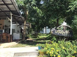 Baan Aunrak Koh Chang