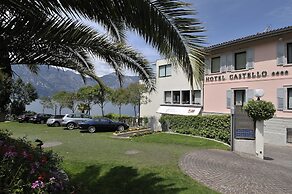 Hotel Castello Lake Front
