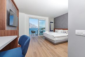 Hotel Castello Lake Front