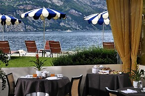Hotel Castello Lake Front