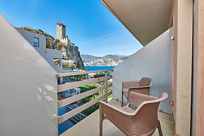 Hotel Castello Lake Front