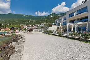 Hotel Castello Lake Front