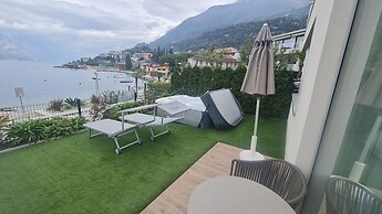 Hotel Castello Lake Front