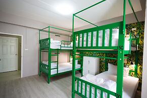 The Habitat Hostel Koh Chang