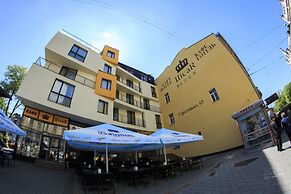 Hotel Cisar