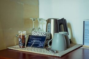 Karmagali Boutique Suites (Adults Only) & Private villas (families)