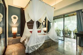 Karmagali Boutique Suites (Adults Only) & Private villas (families)