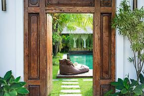 Karmagali Boutique Suites (Adults Only) & Private villas (families)