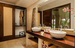 Karmagali Boutique Suites (Adults Only) & Private villas (families)