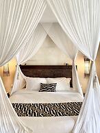 Karmagali Boutique Suites (Adults Only) & Private villas (families)