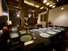 Karmagali Boutique Suites (Adults Only) & Private villas (families)