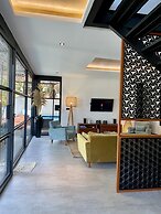 Karmagali Boutique Suites (Adults Only) & Private villas (families)