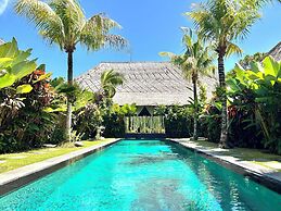 Karmagali Boutique Suites (Adults Only) & Private villas (families)