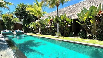 Karmagali Boutique Suites (Adults Only) & Private villas (families)