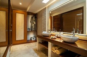 Karmagali Boutique Suites (Adults Only) & Private villas (families)