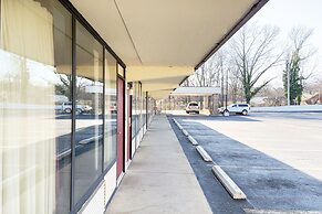 Paris Inn and Suites