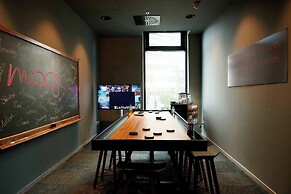 MOXY Frankfurt Eschborn