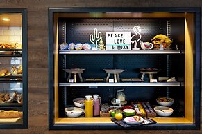 MOXY Frankfurt Eschborn